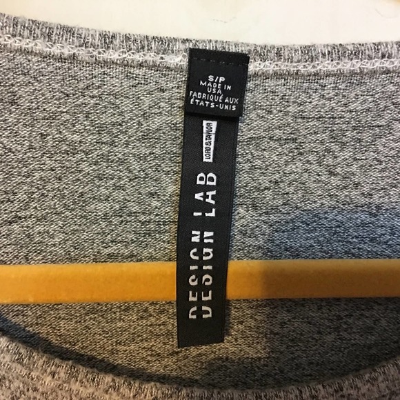 Design Lab Lord & Taylor Top - Picture 3 of 7